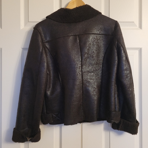 brown shearling coat - Picture 2 of 3